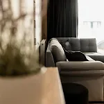 Nest Mirror Cluj-Napoca