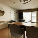 Nest Mirror Appartement *