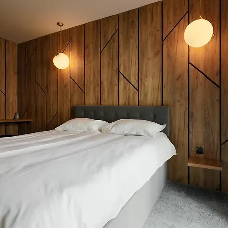 Apartament Nest Mirror *