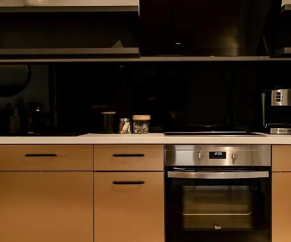 Nest Mirror * Cluj-Napoca