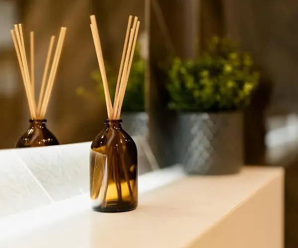 Lägenhet Nest Mirror *